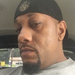 Meet your Posher, Deandre